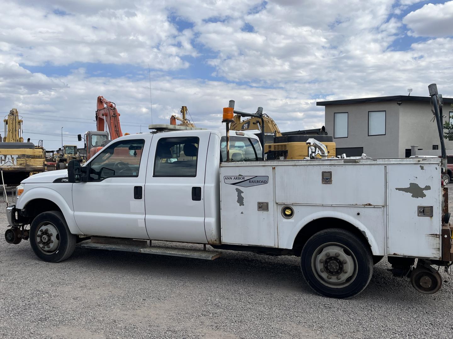 FORD F250 HIGH RAIL CREW CAB UTILITY 4X4 